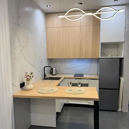 Cozy 271 In Arcadia Area, New Building *