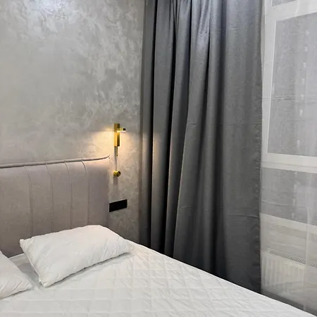 Cozy 271 In Arcadia Area, New Building *